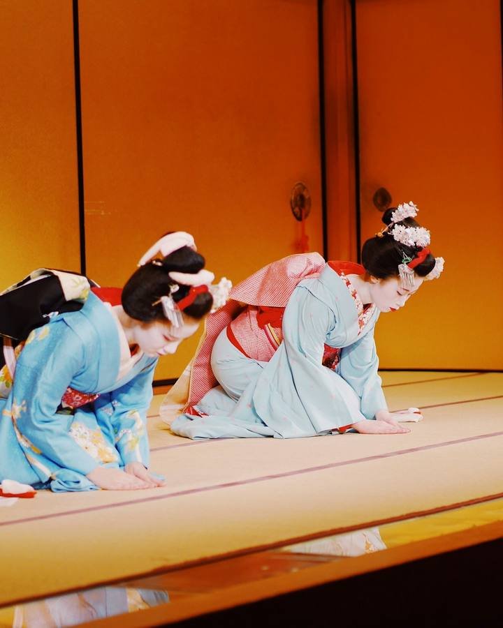 Maiko Dance and Tea in Kamishichiken