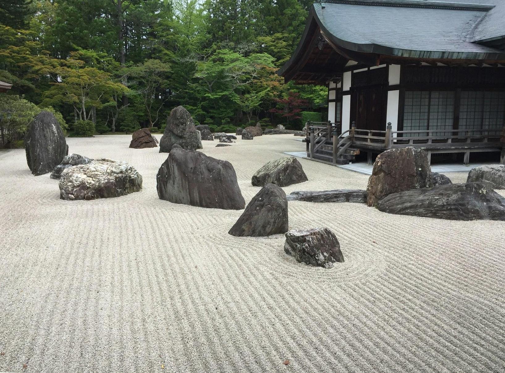 Rock Garden Tour and Meditation in Iwakura